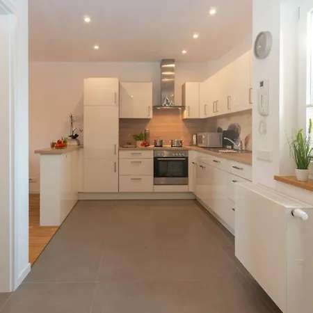 Haus-Quot-Wilhelmsplatz-Quot-Wohnung-Quot-Heimathafen-Quot Хайлигенхафен